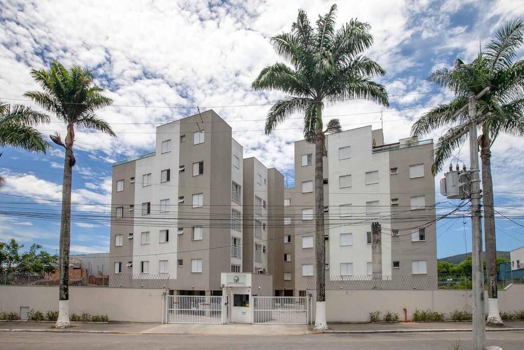 Apartamento Em Ubatuba Proximo A Praia Grande ภายนอก รูปภาพ